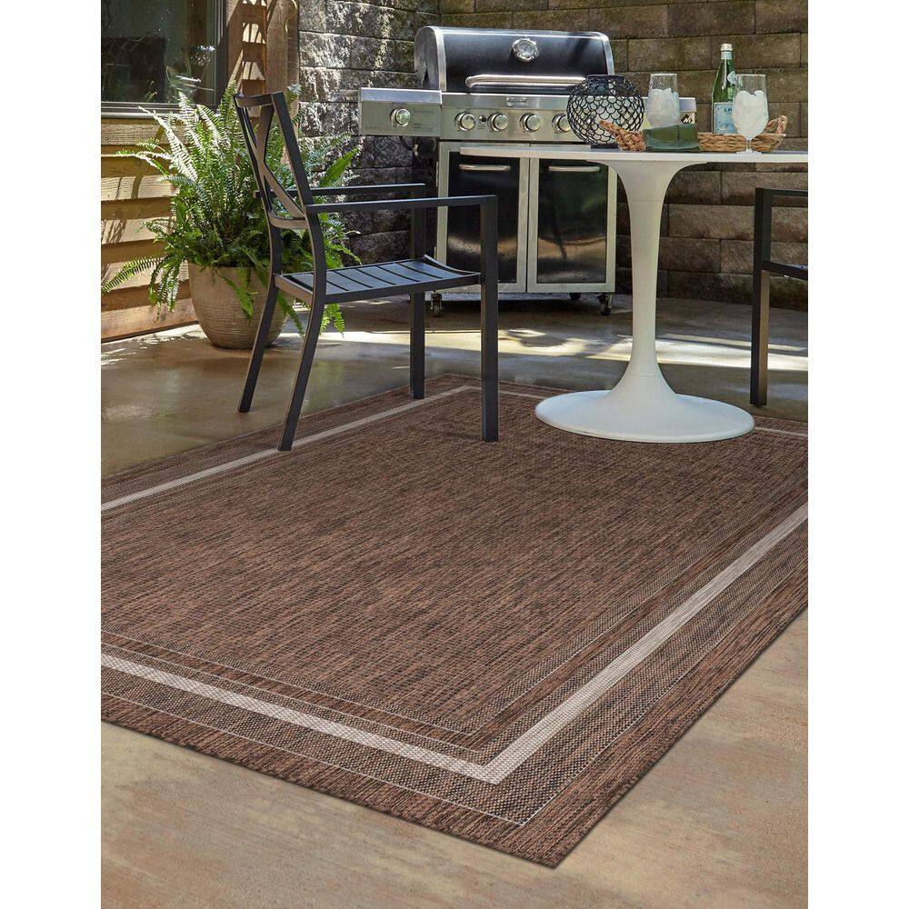 5'3" x 8' Soft Border Brown/Ivory Outdoor Rug
