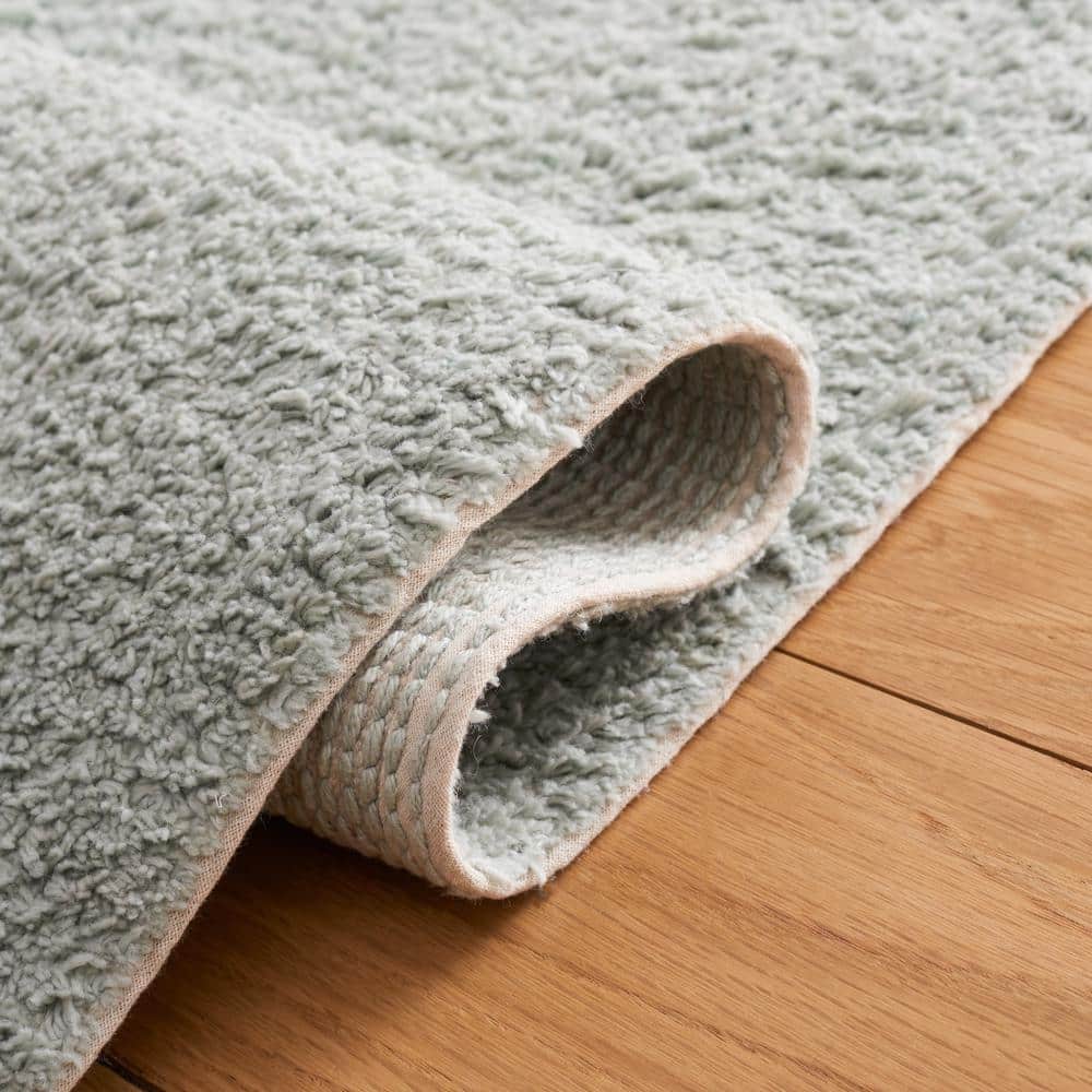 Light Blue and Ivory 4' x 6' Hand-Knotted Washable Rug
