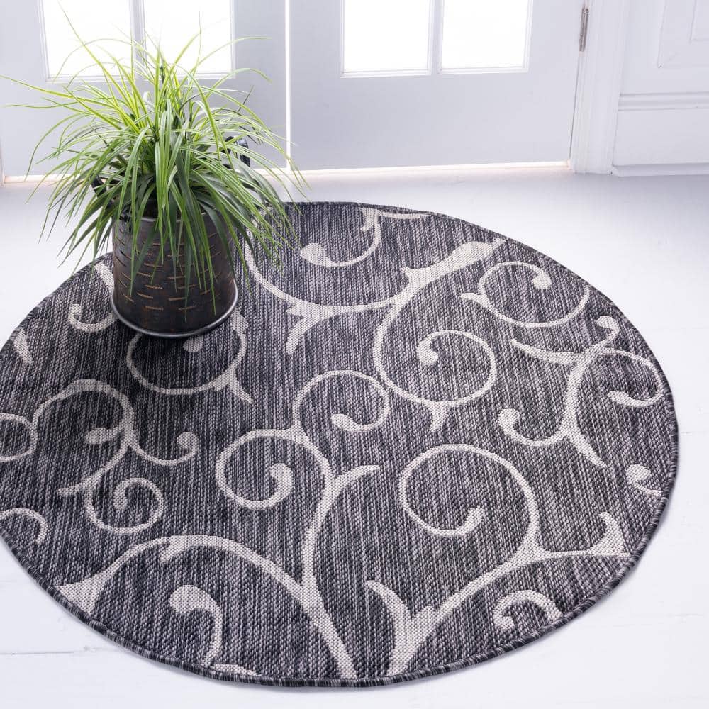 Charcoal Gray Round Stain-Resistant Outdoor Rug