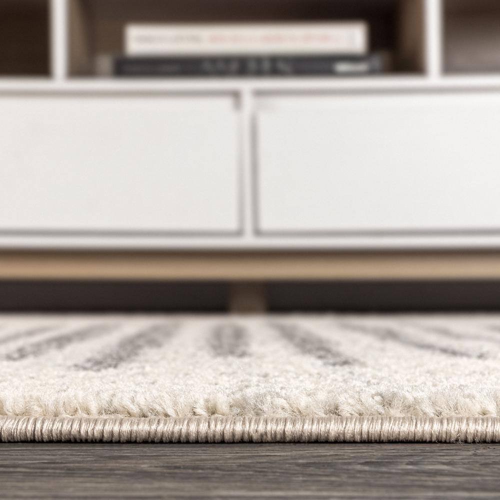 Aya 4' x 6' Gray and Ivory Striped Synthetic Area Rug