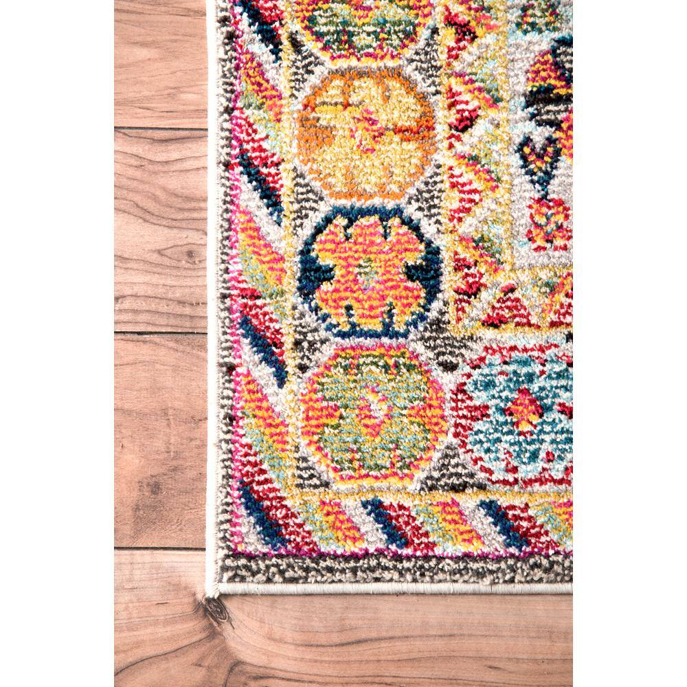 Reversible Vintage-Style Medallion Runner Rug in Black, 31"x96"