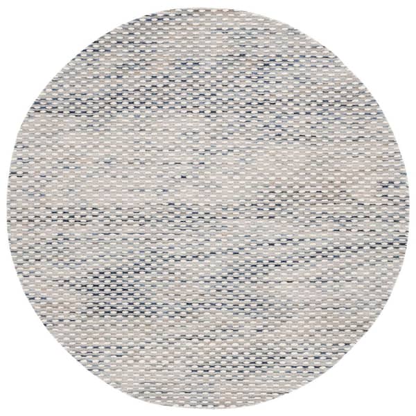 SAFAVIEH Marbella White/Navy 6 ft. x 6 ft. Striped Solid Color Round Area Rug