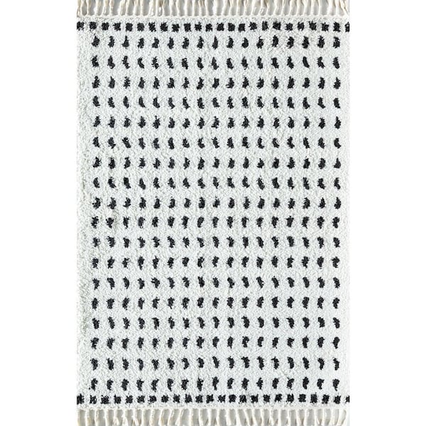 Bennett Calm Creation 2'6"x4' Modern White Area Rug