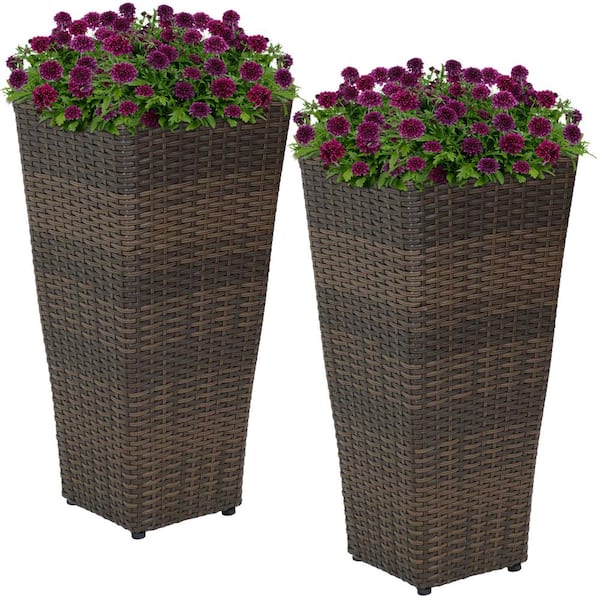 Sunnydaze Decor 24 in. Tall Square Polyrattan Planter (Set of 2)