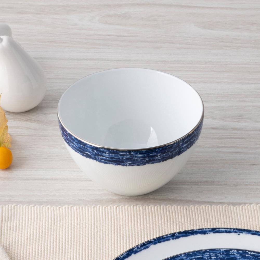 Blue and White Porcelain 4-Piece Place Setting