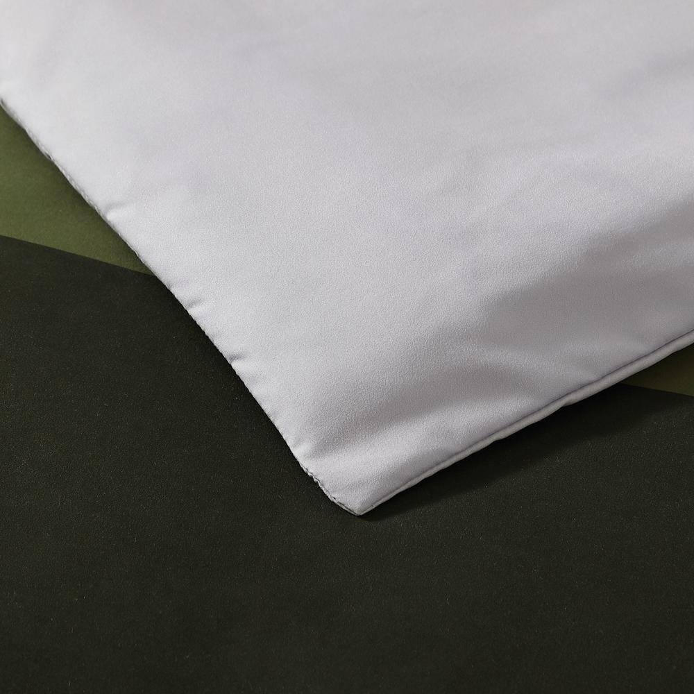 Twin Navy Microfiber Reversible Bedding Set with Shams