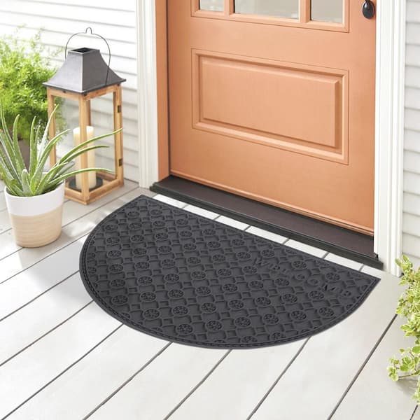 Black Circles Rubber Doormat