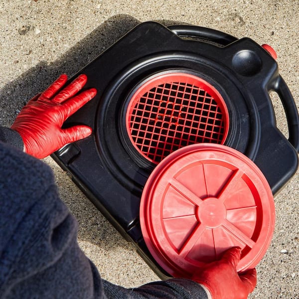ZEELINE BY MILTON 15 Qt. Drain Pan W/Filter Drain Screen ZE700