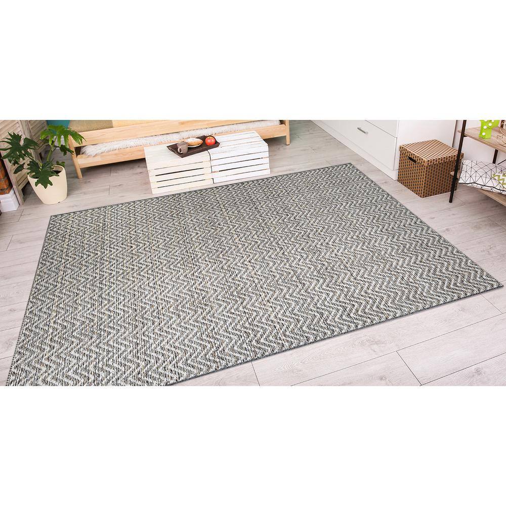 Ivory Elegance Indoor/Outdoor Flat Weave Area Rug, 2' x 3'7"