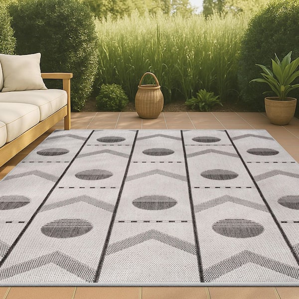 Soren Modern Geometric Cream/Black 3 ft. x 5 ft. Indoor/Outdoor Area Rug