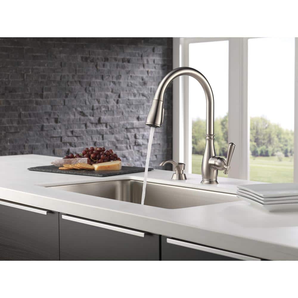 Stainless Steel Single Handle Pull-Down Kitchen Faucet