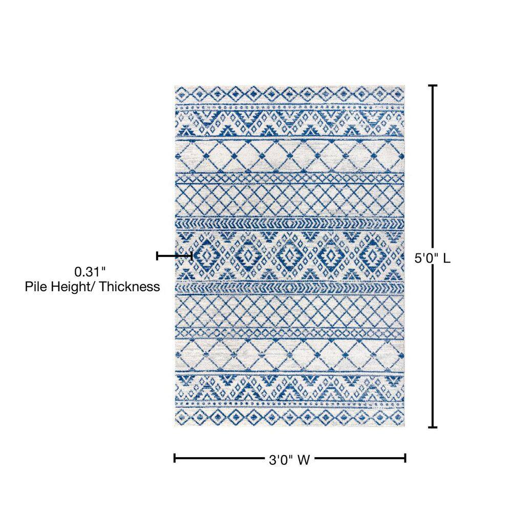 Moroccan Blue and Cream Synthetic 3' x 5' Area Rug