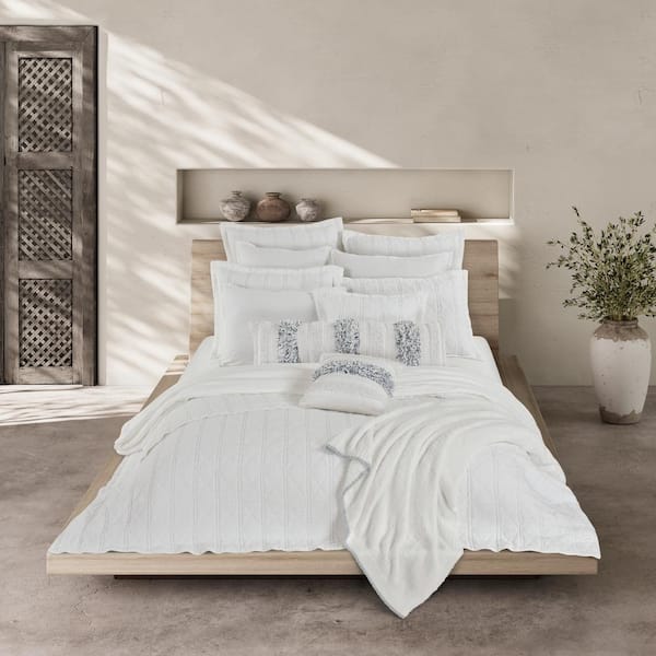 Unbranded Pacifica King/Cal King Cotton Coverlet