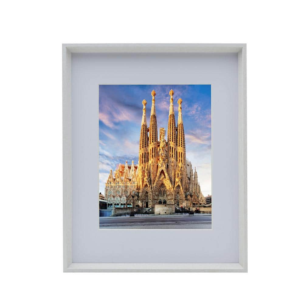 17 x 21 in. MDF-Picture Frame, with mat 11 x 14 in, without mat 16 x 20 in.