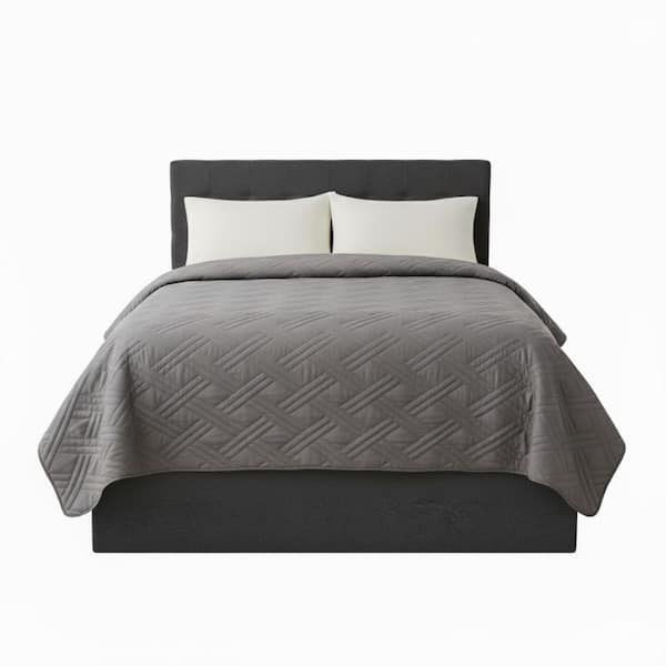 Lavish Home Solid Silver Twin Bed Quilt