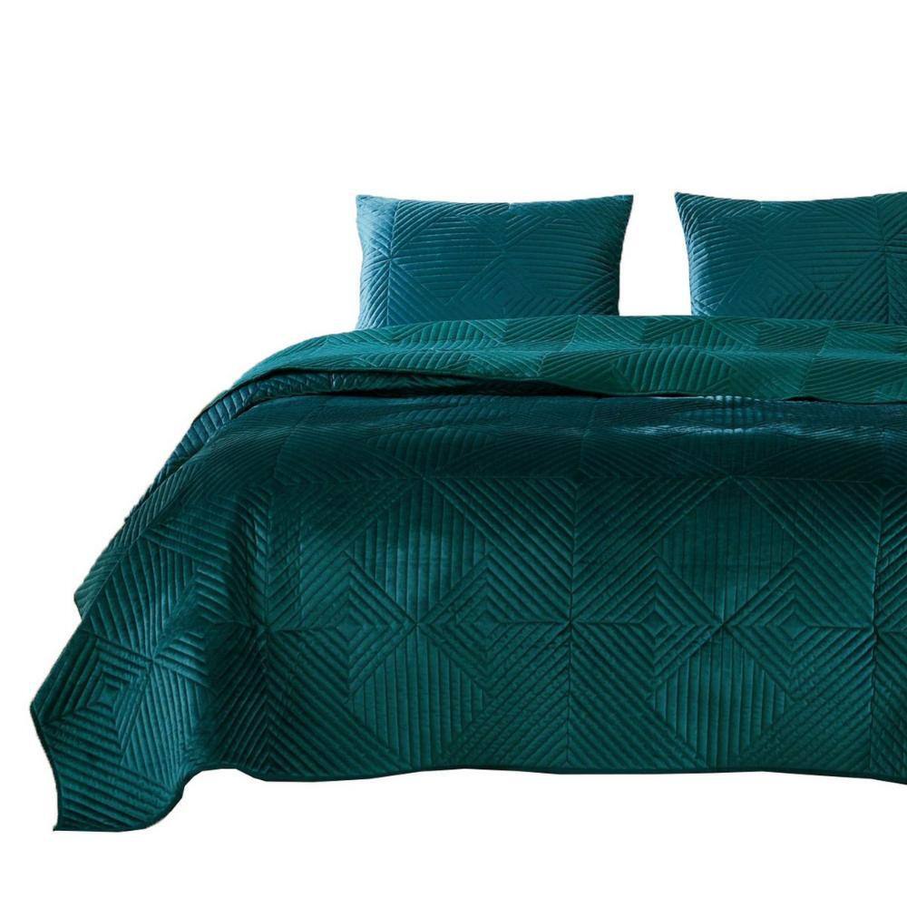 Green Geometric King Quilt Set with Velvet Face