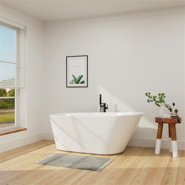 61 in. Modern Slipper Acrylic Freestanding Bathtub cUPC Certificated with Polished Chrome Drain Soaking Tub in White