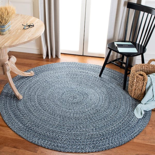 Braided Navy/Ivory 7 ft. x 7 ft. Chevron Striped Round Area Rug