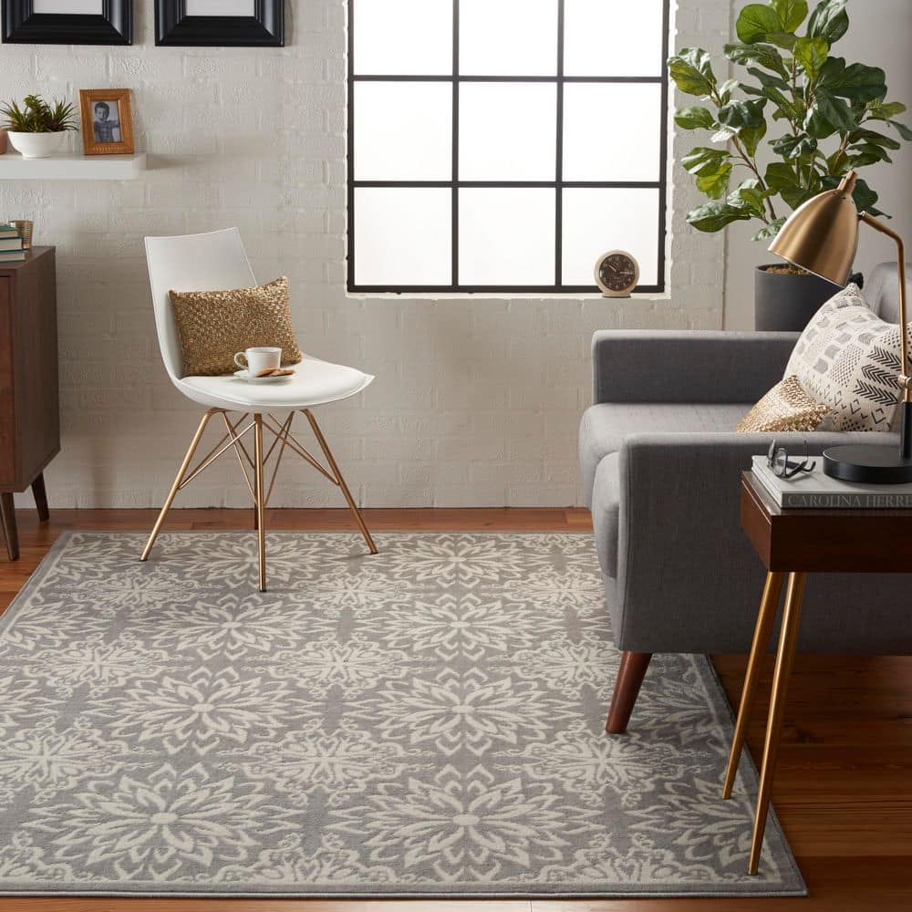 Ivory and Grey Floral Synthetic 5' x 7' Area Rug