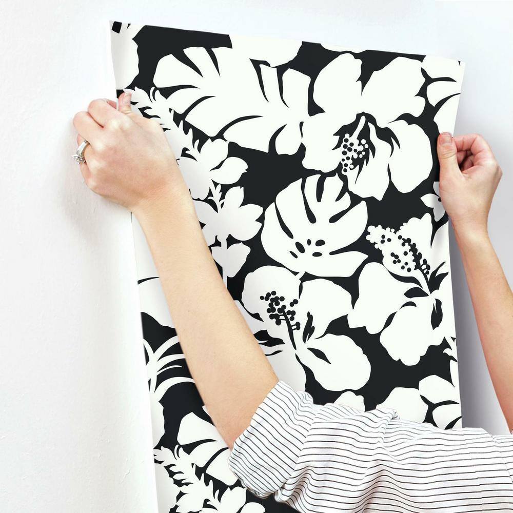 Black and White Vinyl-Coated Tropical Floral Wallpaper