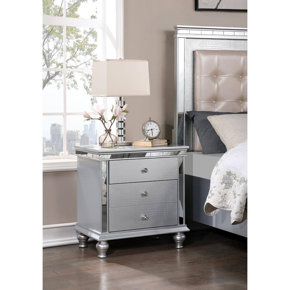 Furniture of America Dynalla 2-Drawer Silver Nightstand (28 in. H x 27 ...