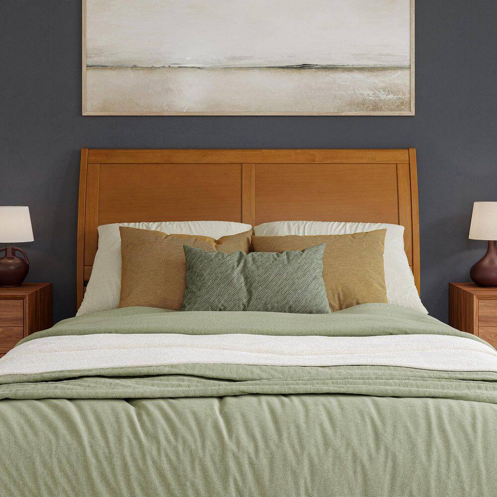 Valencia Light Toffee Queen Solid Wood Platform Bed with Sleigh Headboard