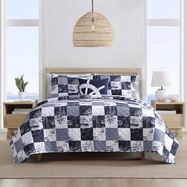 Sailors Patchwork Reversible 3-Piece White/Dark Blue Cotton Full/Queen Quilt Set