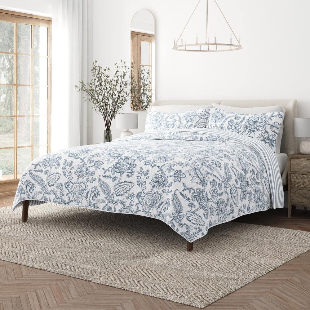 Dusk Blue King/California King Reversible Microfiber Quilt Set