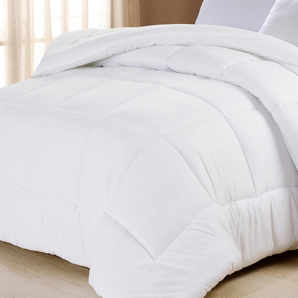 White Twin Microfiber Down Alternative Duvet