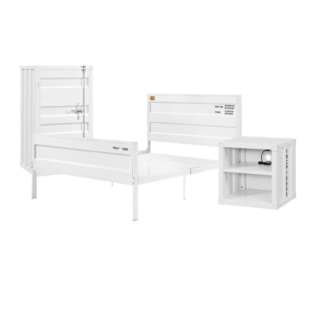 Dua 3-Piece White Full Metal Bedroom Set