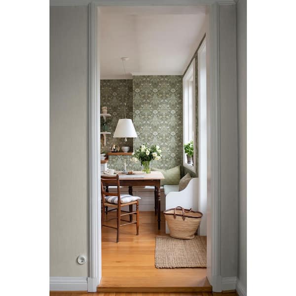 Green Spring Thicket Green Tulip Damask Wallpaper