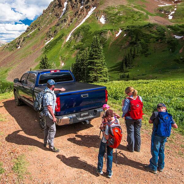 RETRAX PRO MX Tonneau Cover - 05-15 Toyota Tacoma Regular/Access