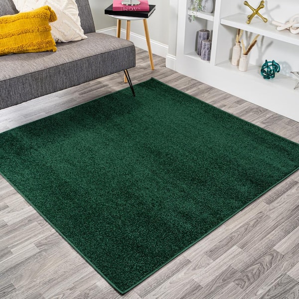 JONATHAN Y Haze Solid Low-Pile Emerald 6' Square Area Rug