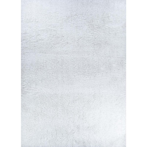Clinton Hill Shag Snow Day 5 ft. x 8 ft. Area Rug
