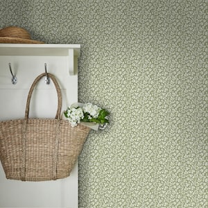 Sweet Alyssum Moss Green Non-Woven Paper Removable Wallpaper