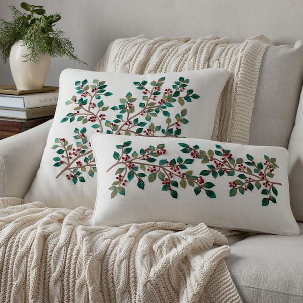 Legends Luxury Holiday Berries Ivory 20 in. L x 21 in. W Throw Pillow Cover