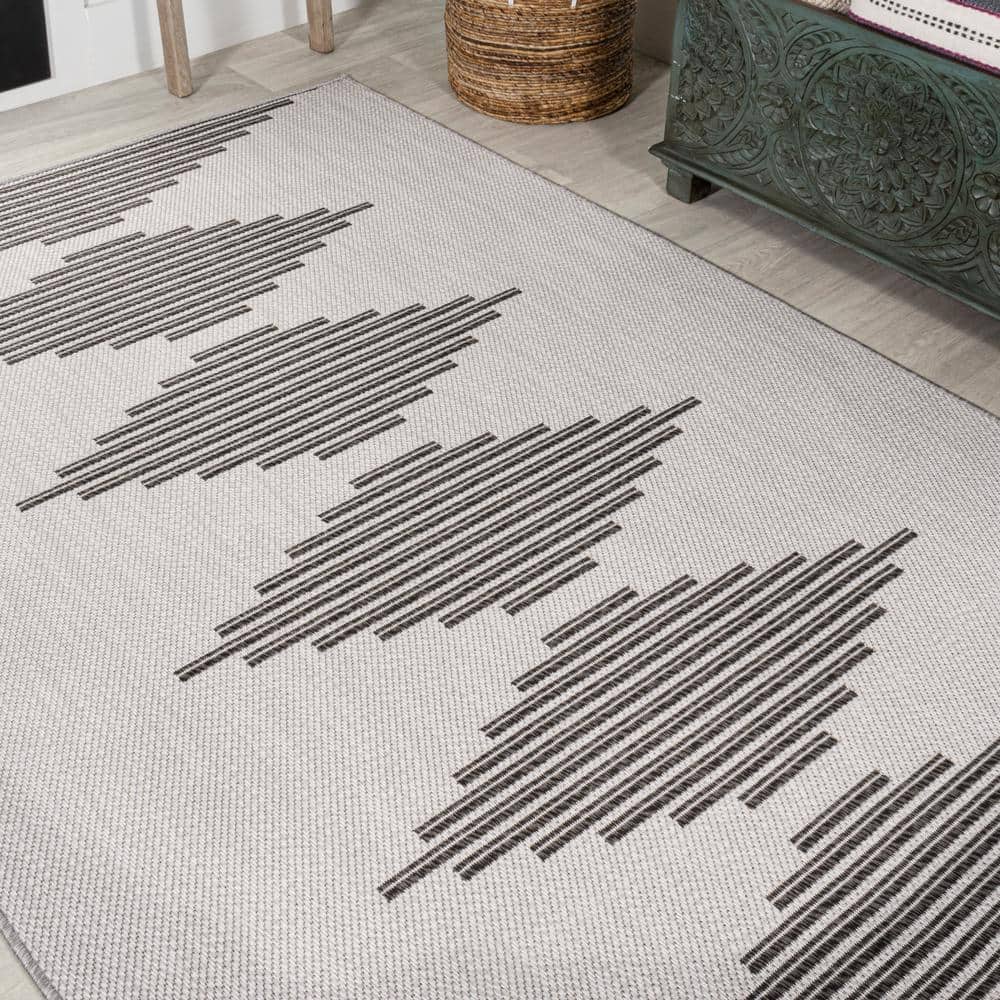 Light Gray and Black Synthetic Stripe Indoor/Outdoor Rug