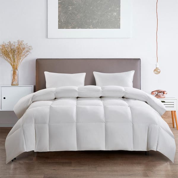 Serta 233TC Extra Warmth White King Size White Goose Feather Fiber And White Goose Down Fiber Comforter