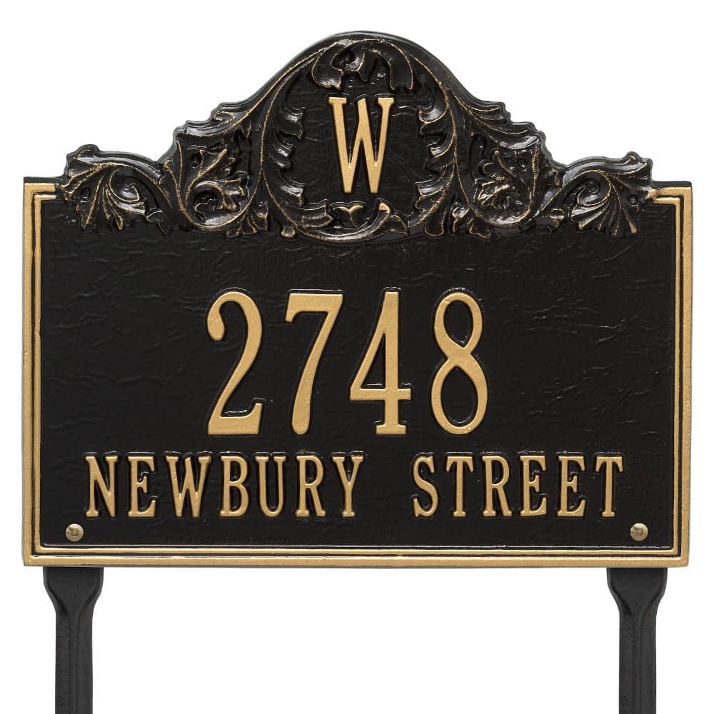 Acanthus Arched/Eyebrow Monogram Personalized Plaque Lawn