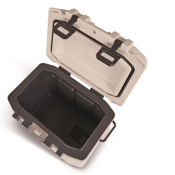 igloo tackle box cooler 90-quart Maxcold Latitude Flip and Tow Wheeled : Sports & Outdoors Coolers by Igloo Igloo Sportsman Latitude 52 Cooler
