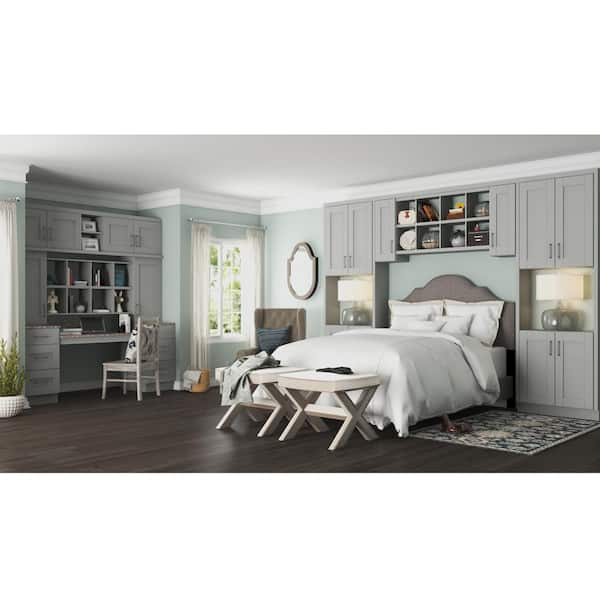 https://images.thdstatic.com/productImages/6d8c7348-21d4-4ecd-b5d1-1ac927510563/svn/dove-gray-hampton-bay-assembled-kitchen-cabinets-kcsb36-sdv-4f_600.jpg