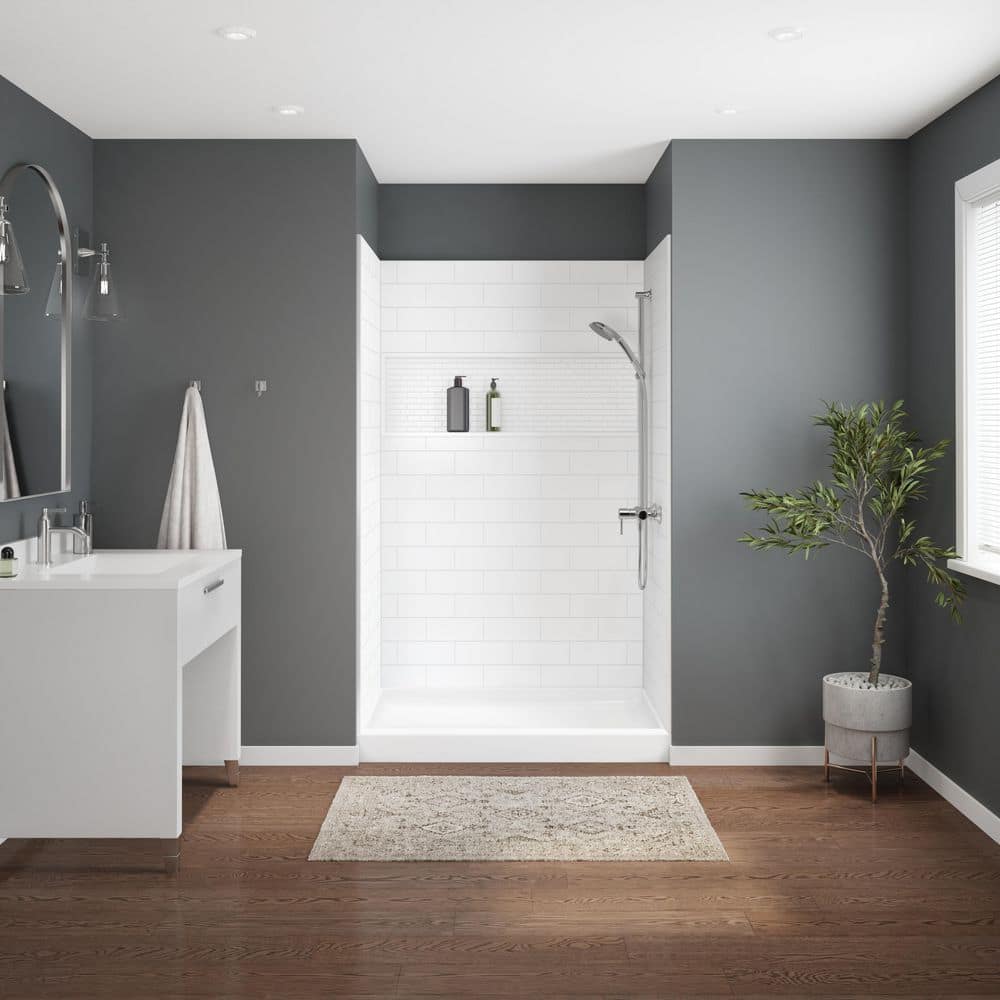 Swan Veritek 32 in. x 48 in. Single Threshold Center Drain Shower