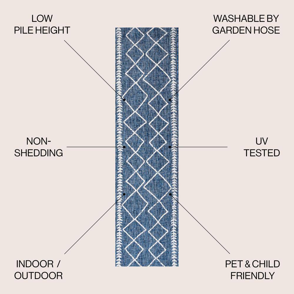 Boho-Chic Blue Diamond Trellis Handwoven-Look Indoor/Outdoor Rug