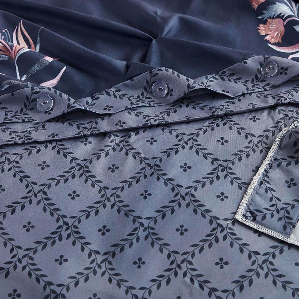 Navy Floral Pintuck Cotton Full/Queen Bedspread Set