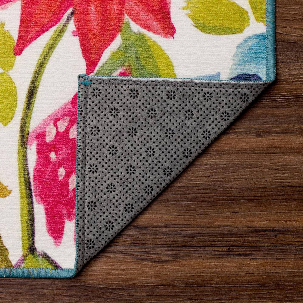 Multicolor Floral Synthetic Washable 5' x 7' Rectangular Rug