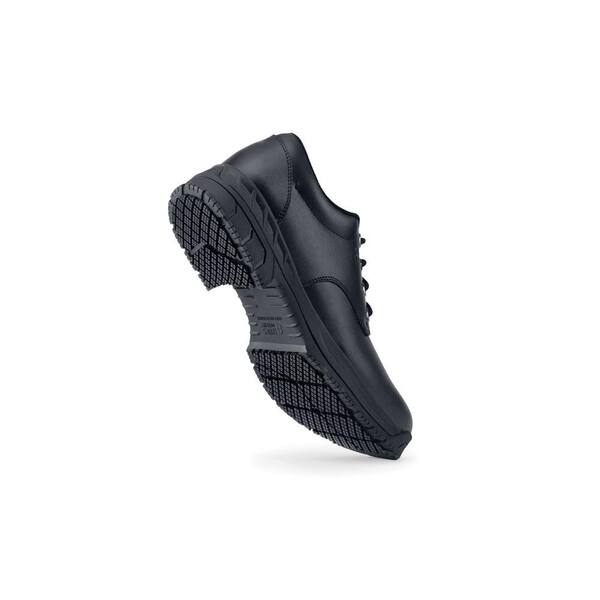 black slip on sports shoes