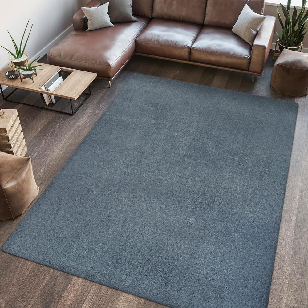 Blue Solid Synthetic 4' x 6' Washable Area Rug