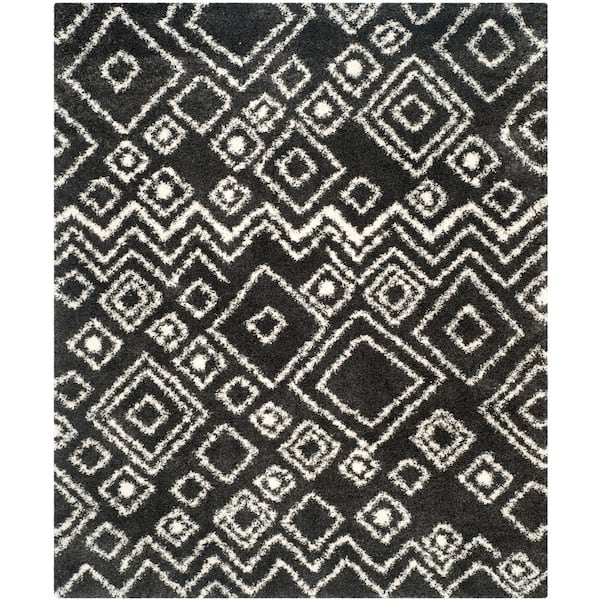 SAFAVIEH Belize Shag Charcoal/Ivory 9 ft. x 12 ft. Tribal Geometric Area Rug