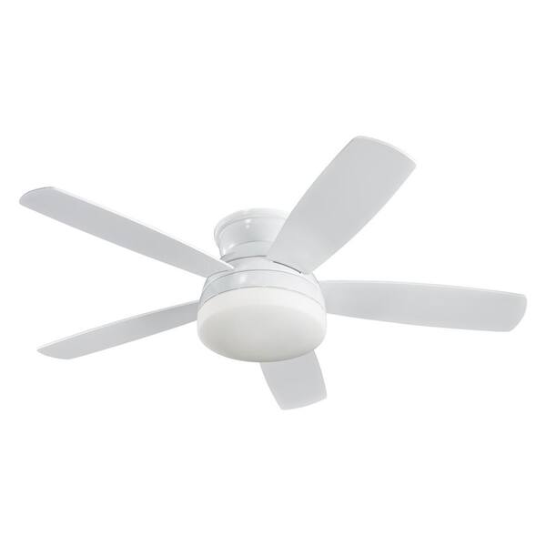 Monte Carlo Traverse 52 In Indoor White Ceiling Fan With Light Kit 5tv52whd V1 - 52 Monte Carlo Traverse White Led Hugger Ceiling Fans