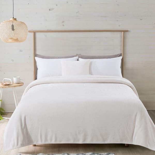 New Sega Home Solid Ivory Plush Polyester King Blanket